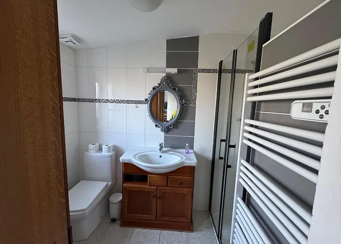 Meublé Chic Ajacquee *